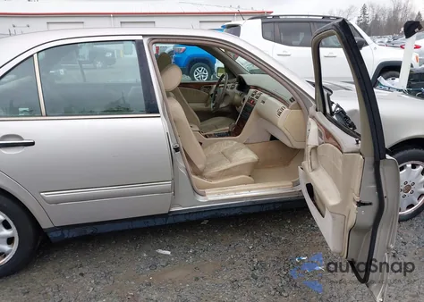 1998 Mercedes-Benz E 320 from USA, damaged, VIN WDBJF65F2WA648301